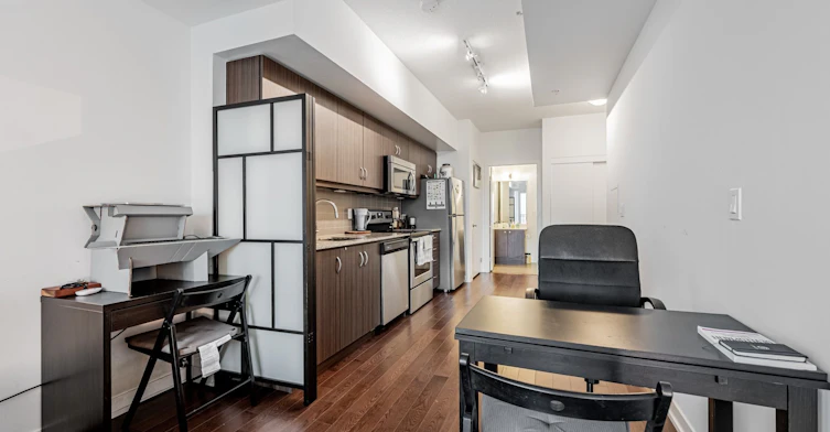 809-10 Willison Square, Toronto, ON, M5T 1E7 - 9