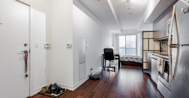809-10 Willison Square, Toronto, ON, M5T 1E7 - 5