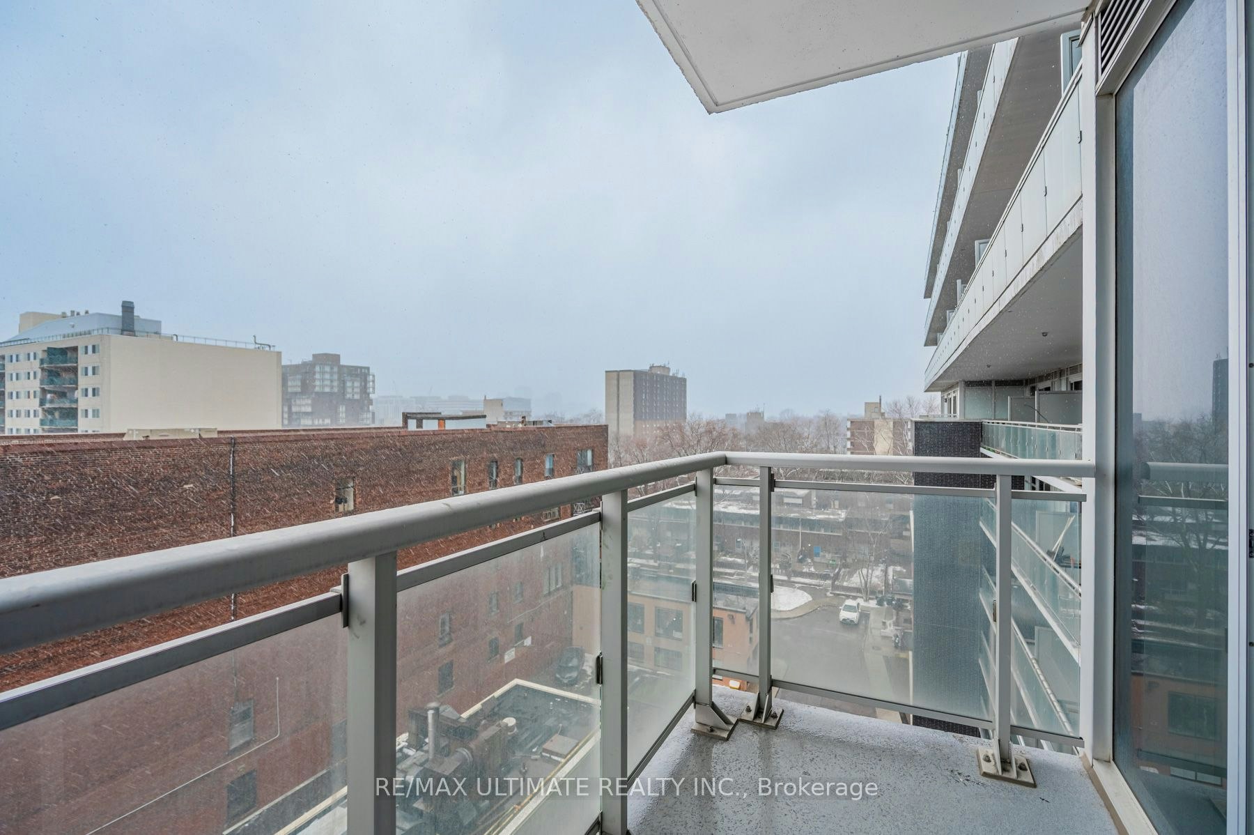 809-10 Willison Square, Toronto, ON, M5T 1E7 - 17