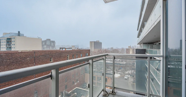 809-10 Willison Square, Toronto, ON, M5T 1E7 - 17