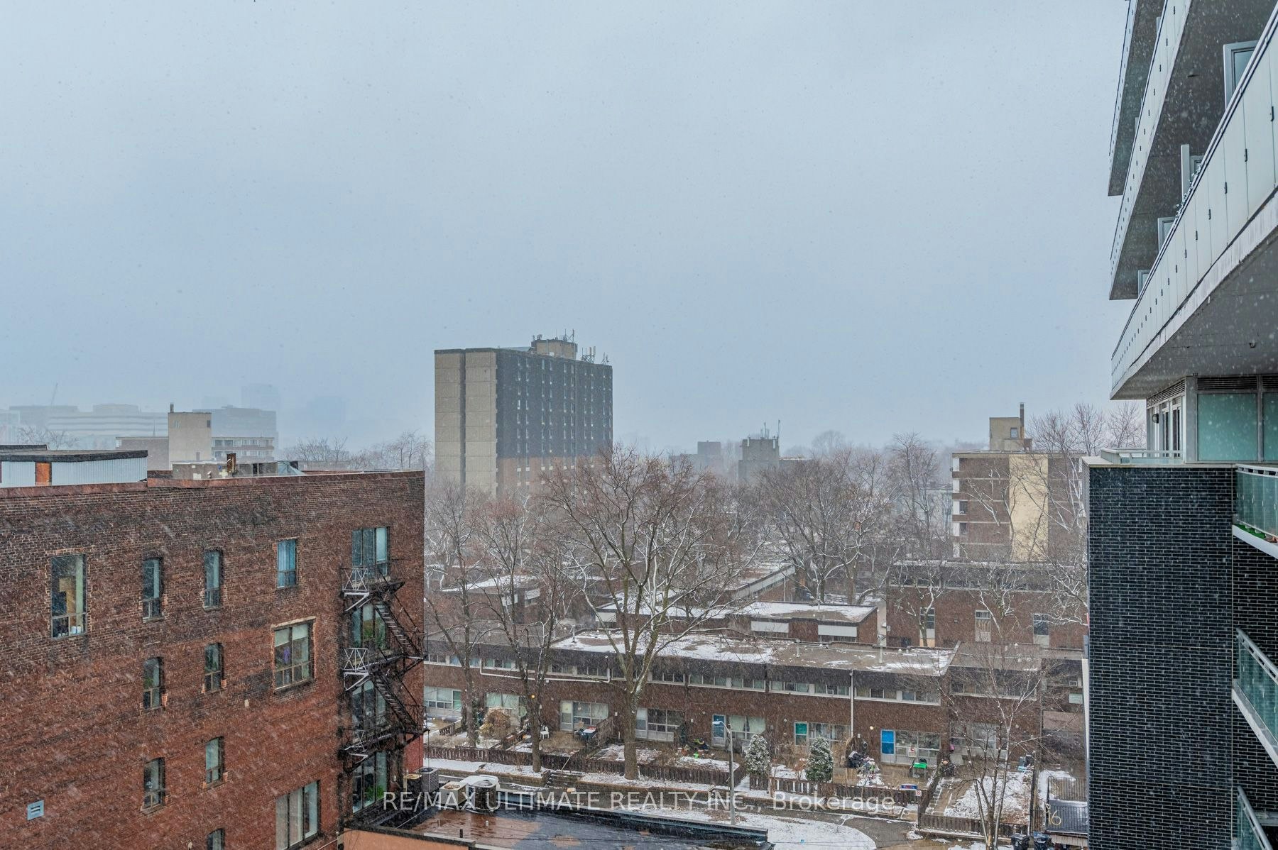 809-10 Willison Square, Toronto, ON, M5T 1E7 - 19