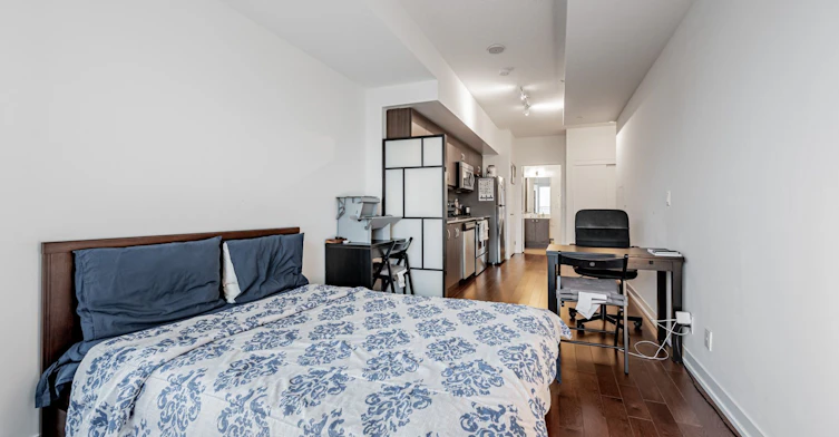 809-10 Willison Square, Toronto, ON, M5T 1E7 - 11