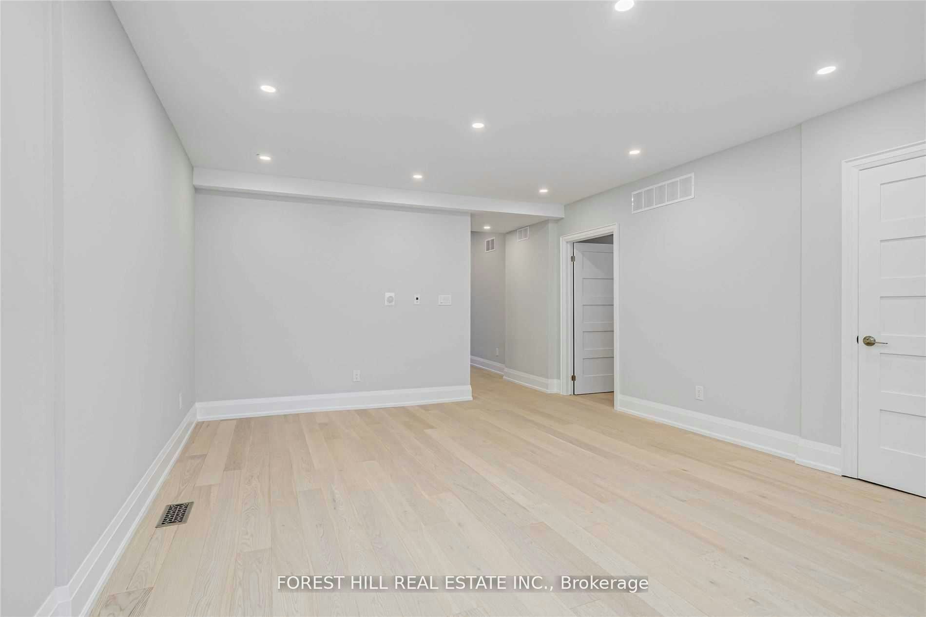 Main-63 Argyle Street, Toronto, ON, M6J 1N8 - 6