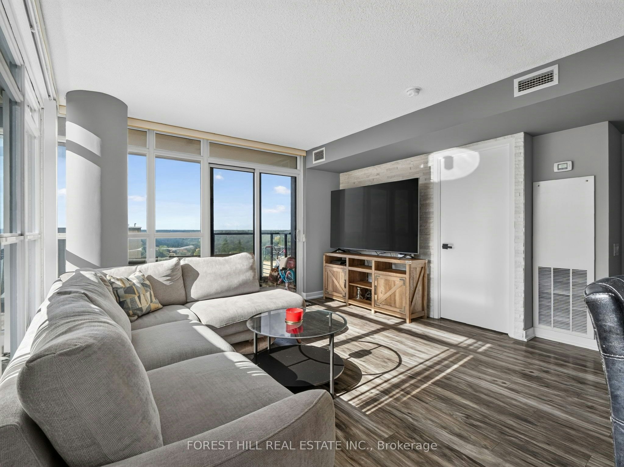 1817-19 Singer Court, Toronto, ON, M2K 0B2 - 4