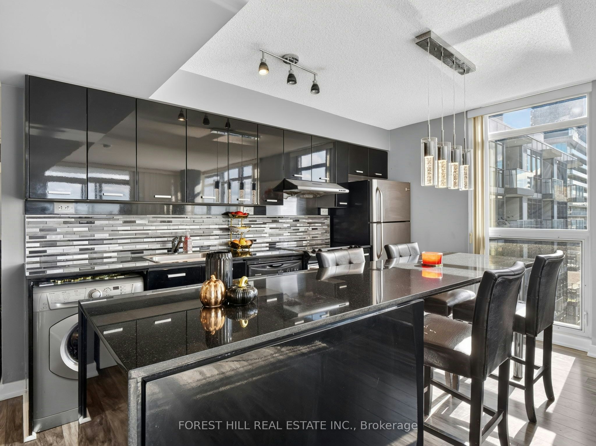 1817-19 Singer Court, Toronto, ON, M2K 0B2 - 6