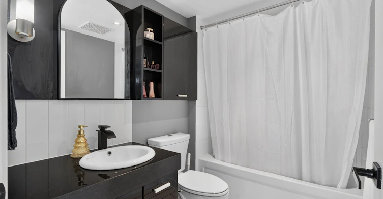 1817-19 Singer Court, Toronto, ON, M2K 0B2 - 11