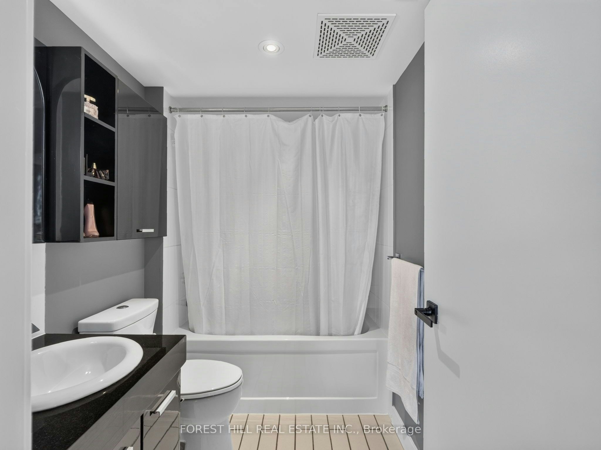 1817-19 Singer Court, Toronto, ON, M2K 0B2 - 12