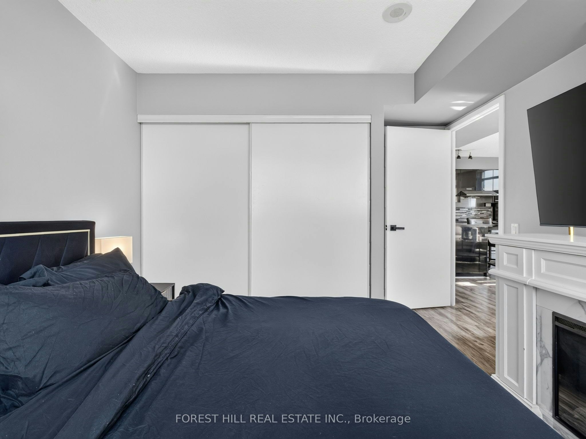 1817-19 Singer Court, Toronto, ON, M2K 0B2 - 9