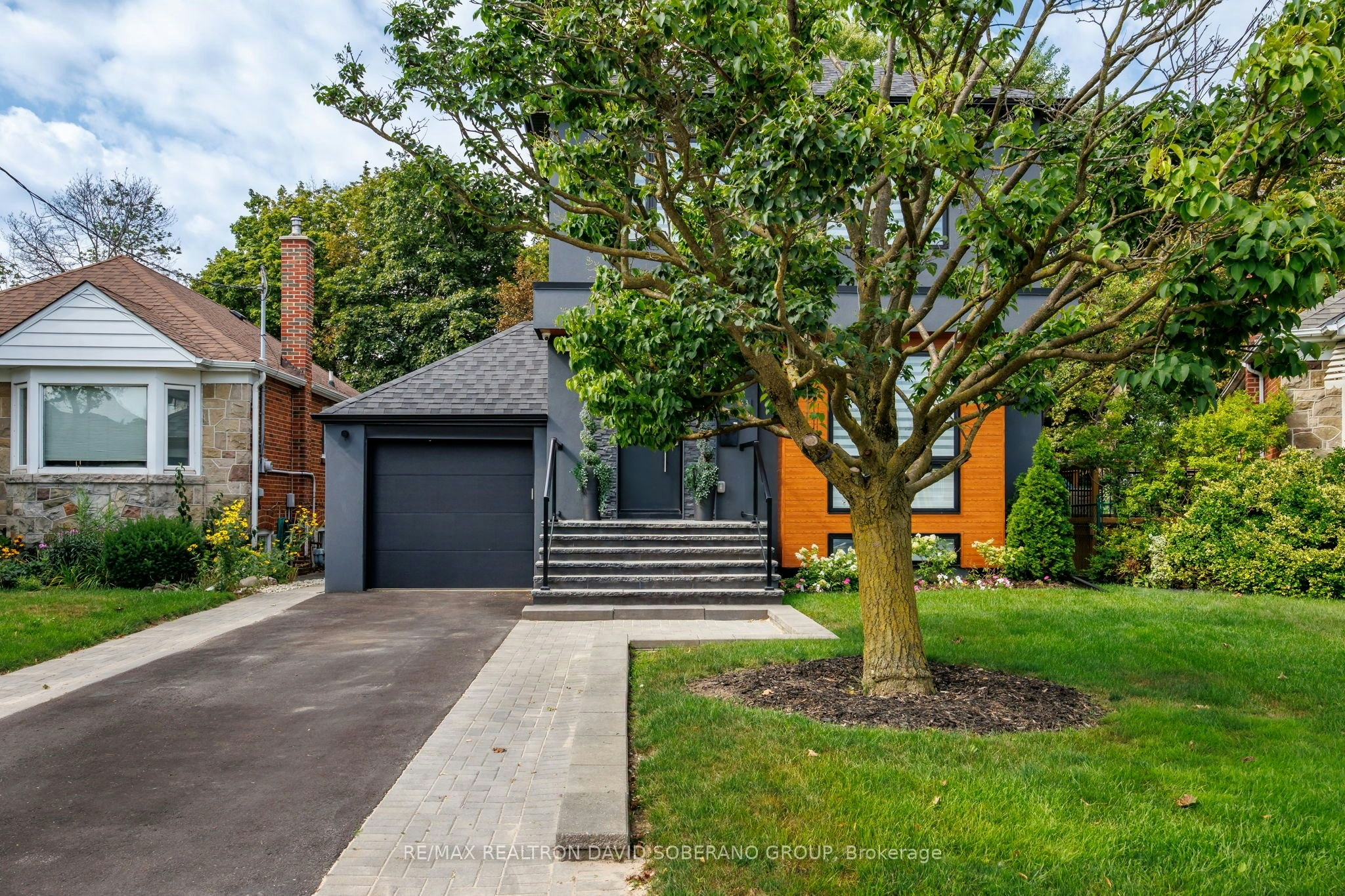 48 Almont Road, Toronto, ON, M3H 3E5 - 48