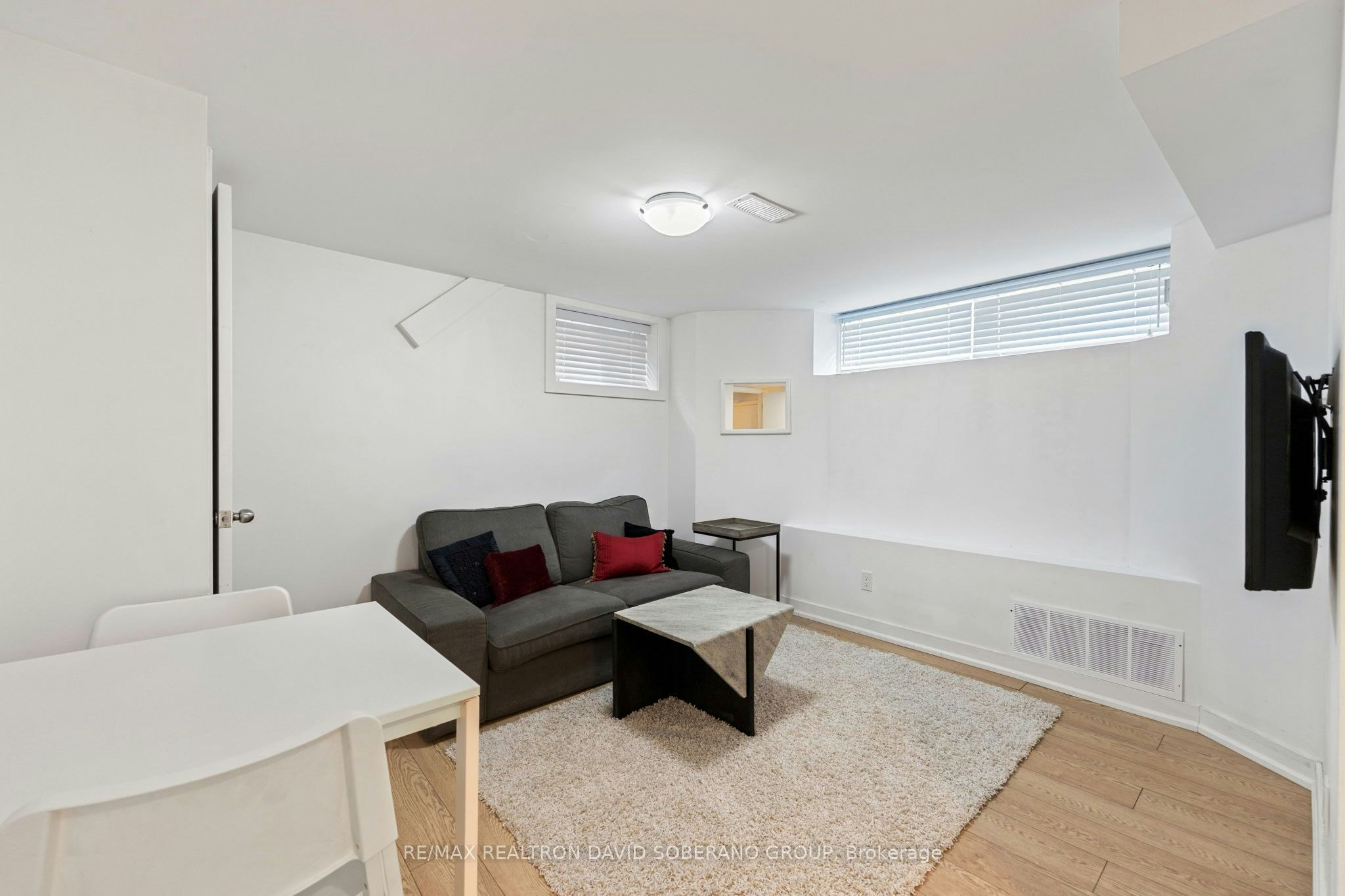 48 Almont Road, Toronto, ON, M3H 3E5 - 37