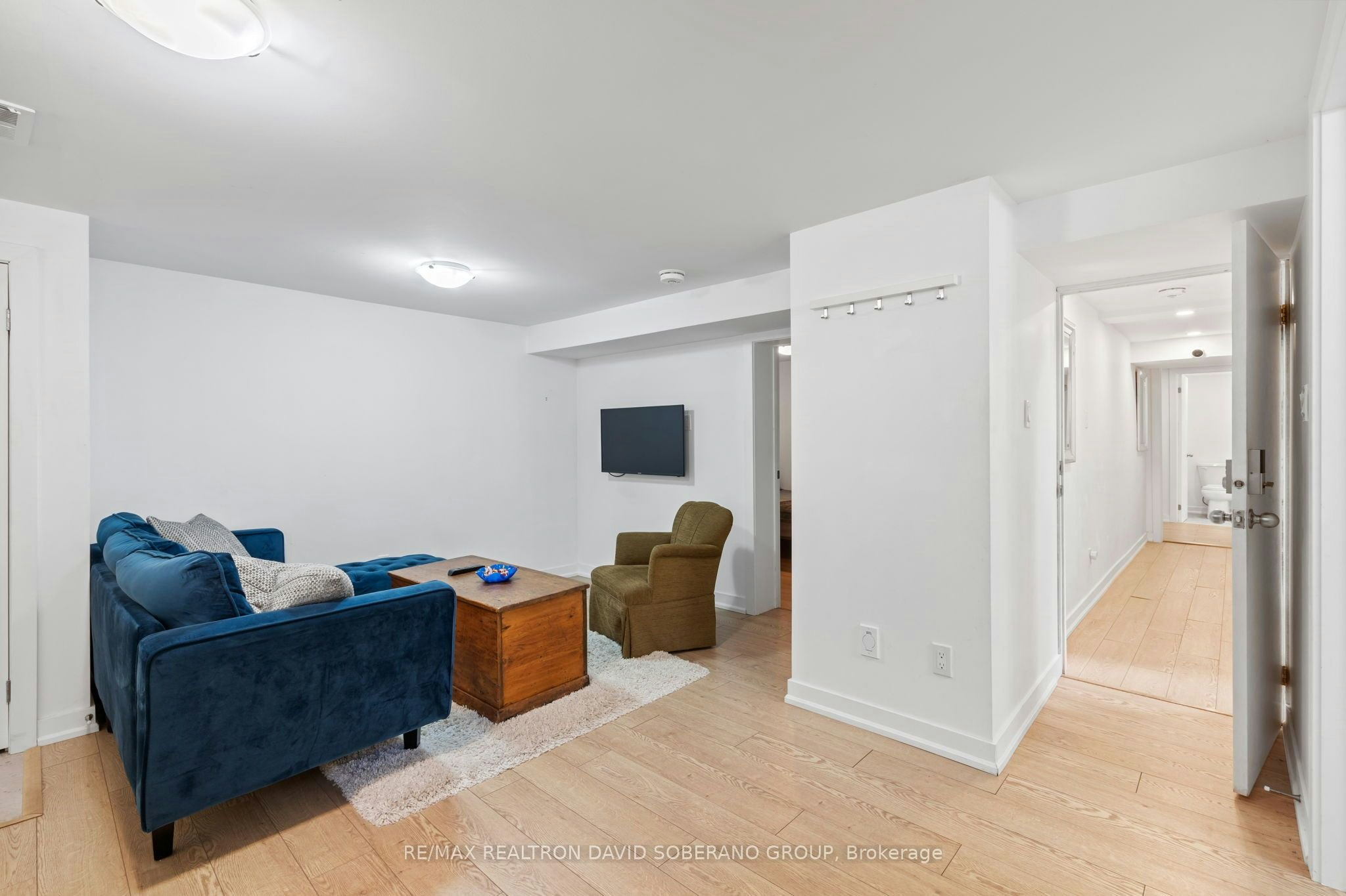 48 Almont Road, Toronto, ON, M3H 3E5 - 32