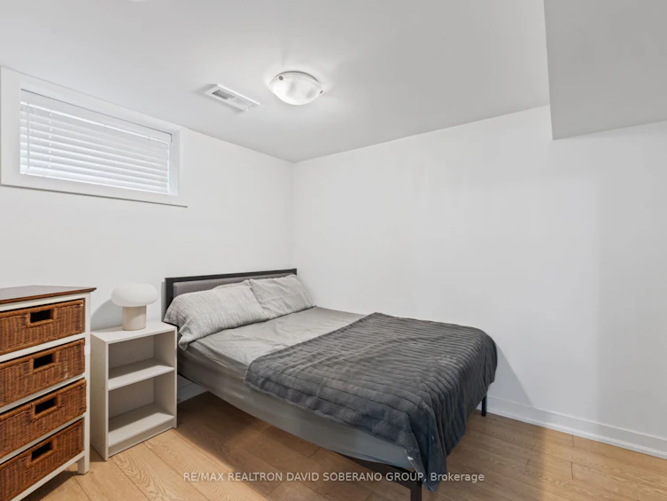 48 Almont Road, Toronto, ON, M3H 3E5 - 34