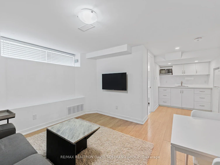 48 Almont Road, Toronto, ON, M3H 3E5 - 40