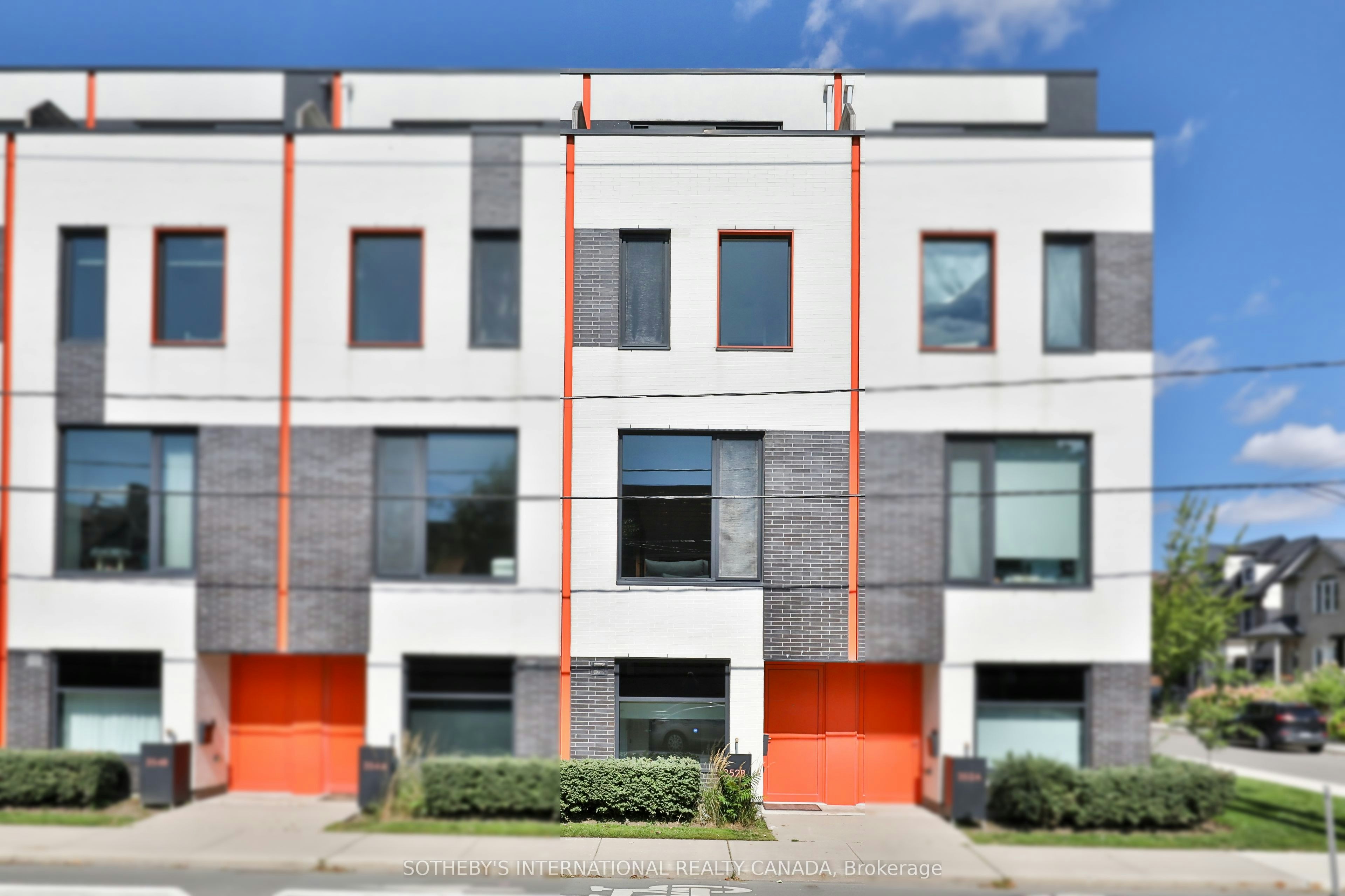 352B Harbord Street, Toronto, ON, M6G 1H7