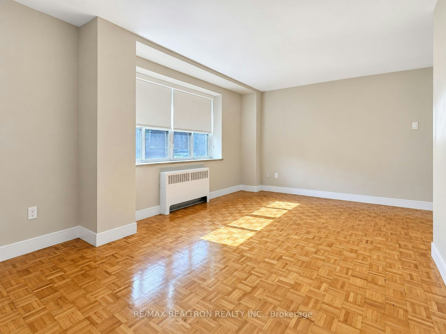 102-1291 Bayview Avenue, Toronto, ON, M4G 2Z9 - 3