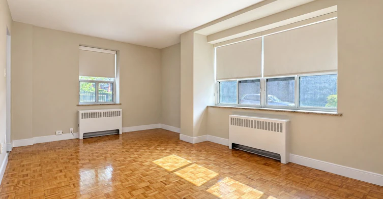 102-1291 Bayview Avenue, Toronto, ON, M4G 2Z9 - 2