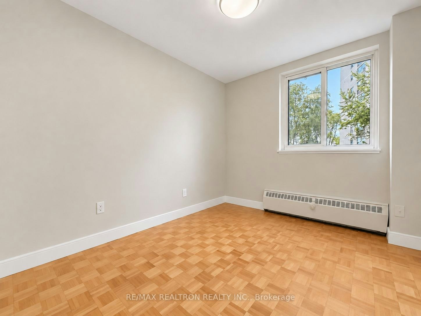 202-10 Shallmar Boulevard, Toronto, ON, M5N 1J4 - 12