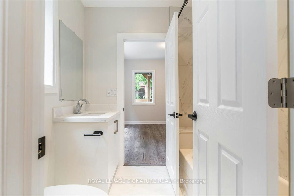 Main-182 Millwood Road, Toronto, ON, M4S 1J7 - 15