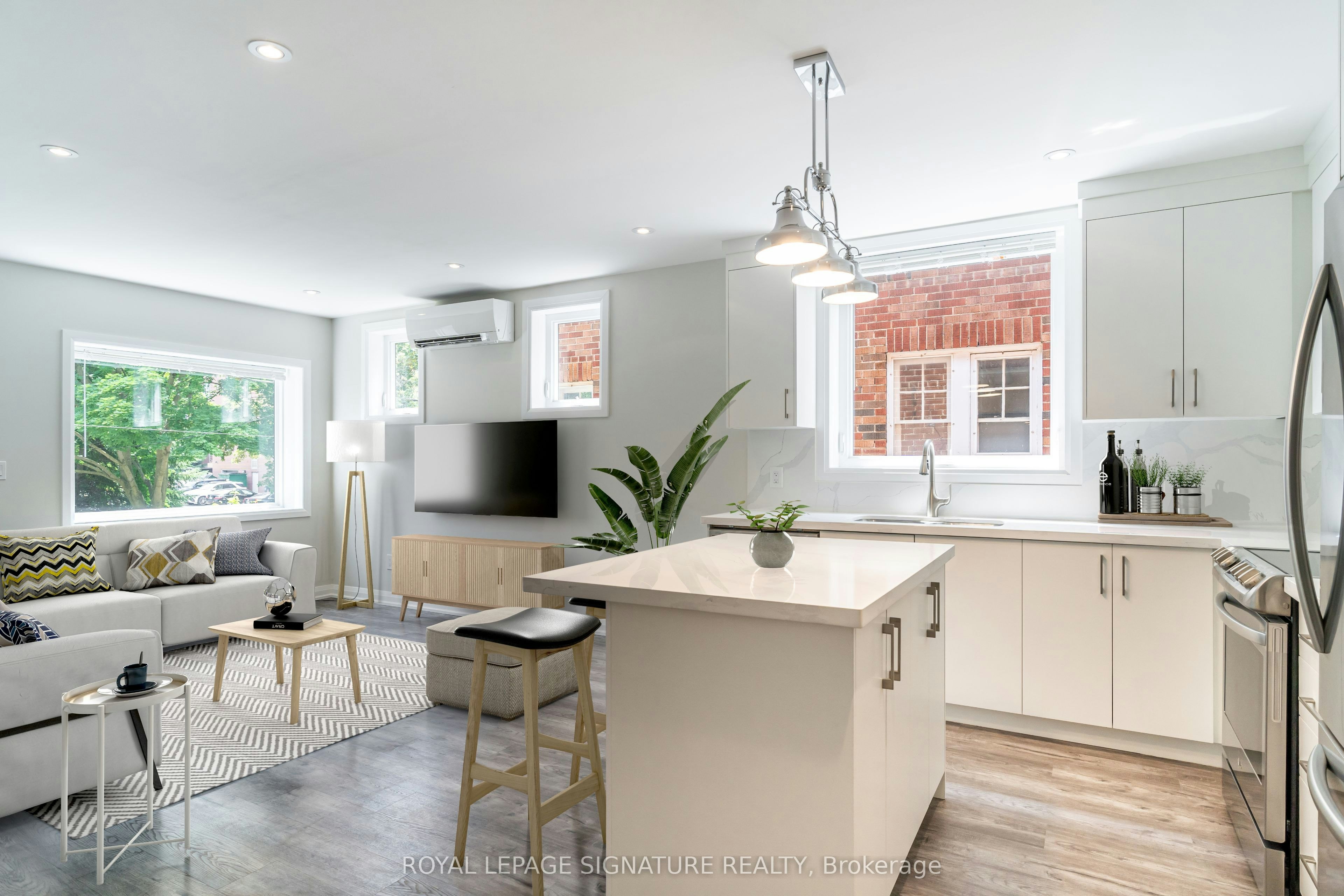 Main-182 Millwood Road, Toronto, ON, M4S 1J7