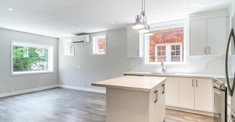 Main-182 Millwood Road, Toronto, ON, M4S 1J7 - 2