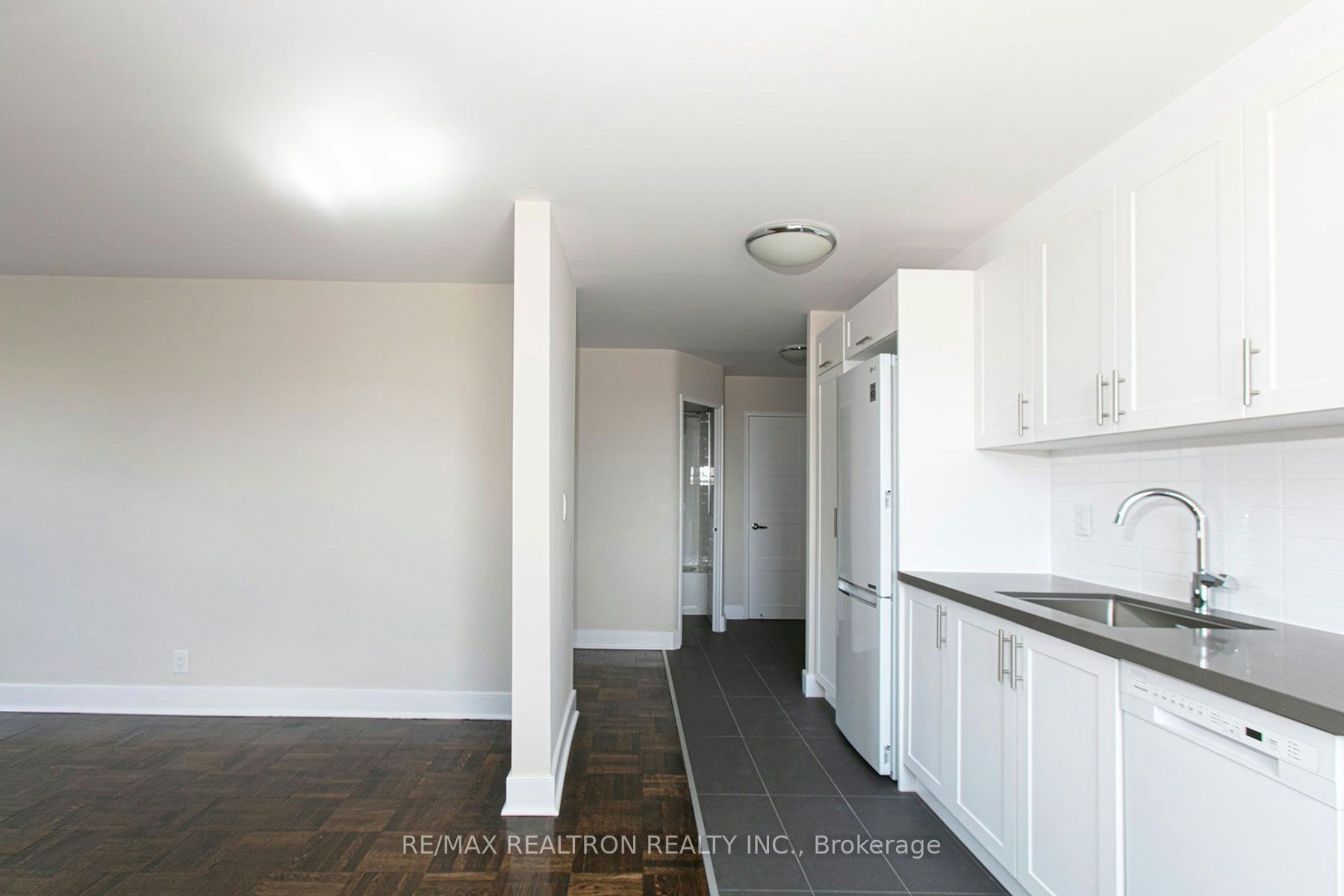 104-990 Avenue Road, Toronto, ON, M5P 2K8