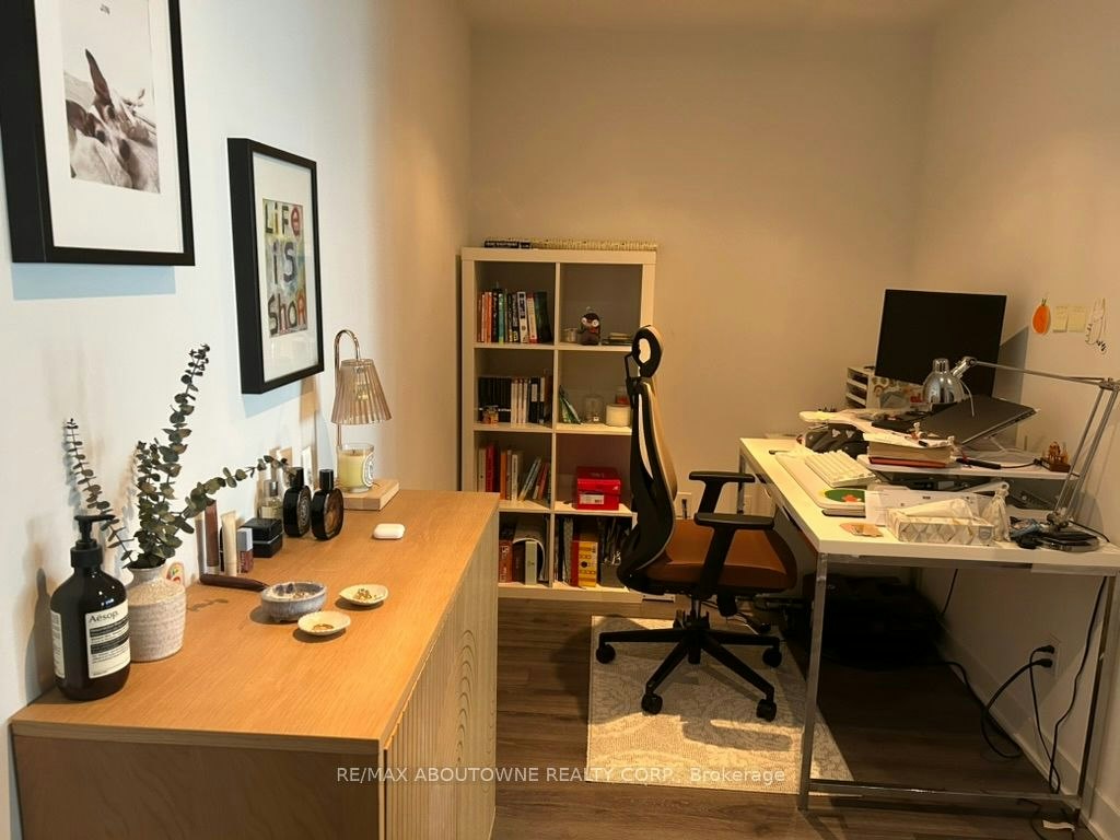 2201-70 Queens Wharf Road, Toronto, ON, M5V 0J2 - 3
