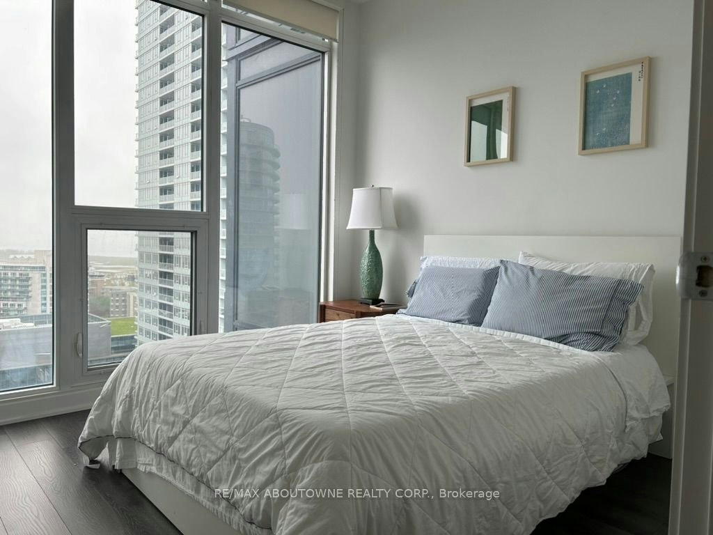 2201-70 Queens Wharf Road, Toronto, ON, M5V 0J2 - 12