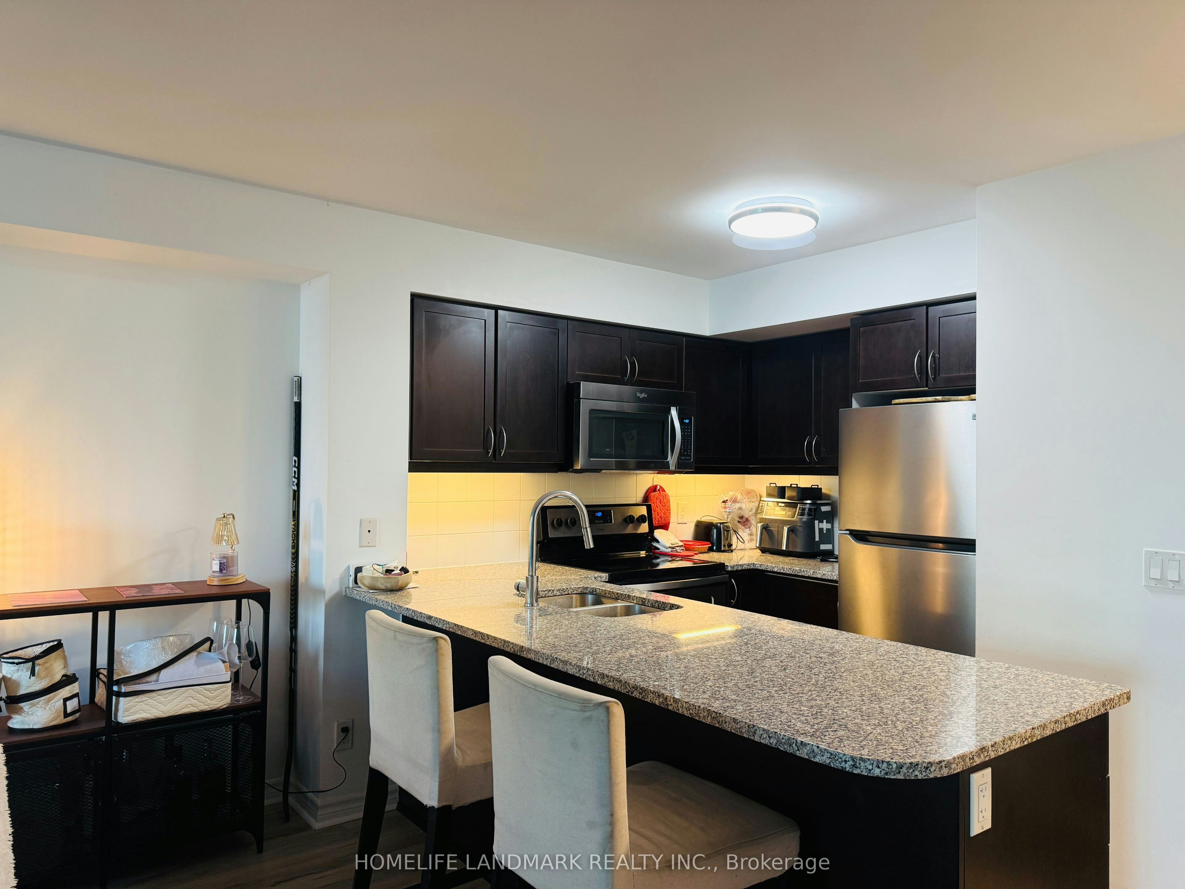 1603-19 Grand Trunk Crescent, Toronto, ON, M5J 3A3 - 8