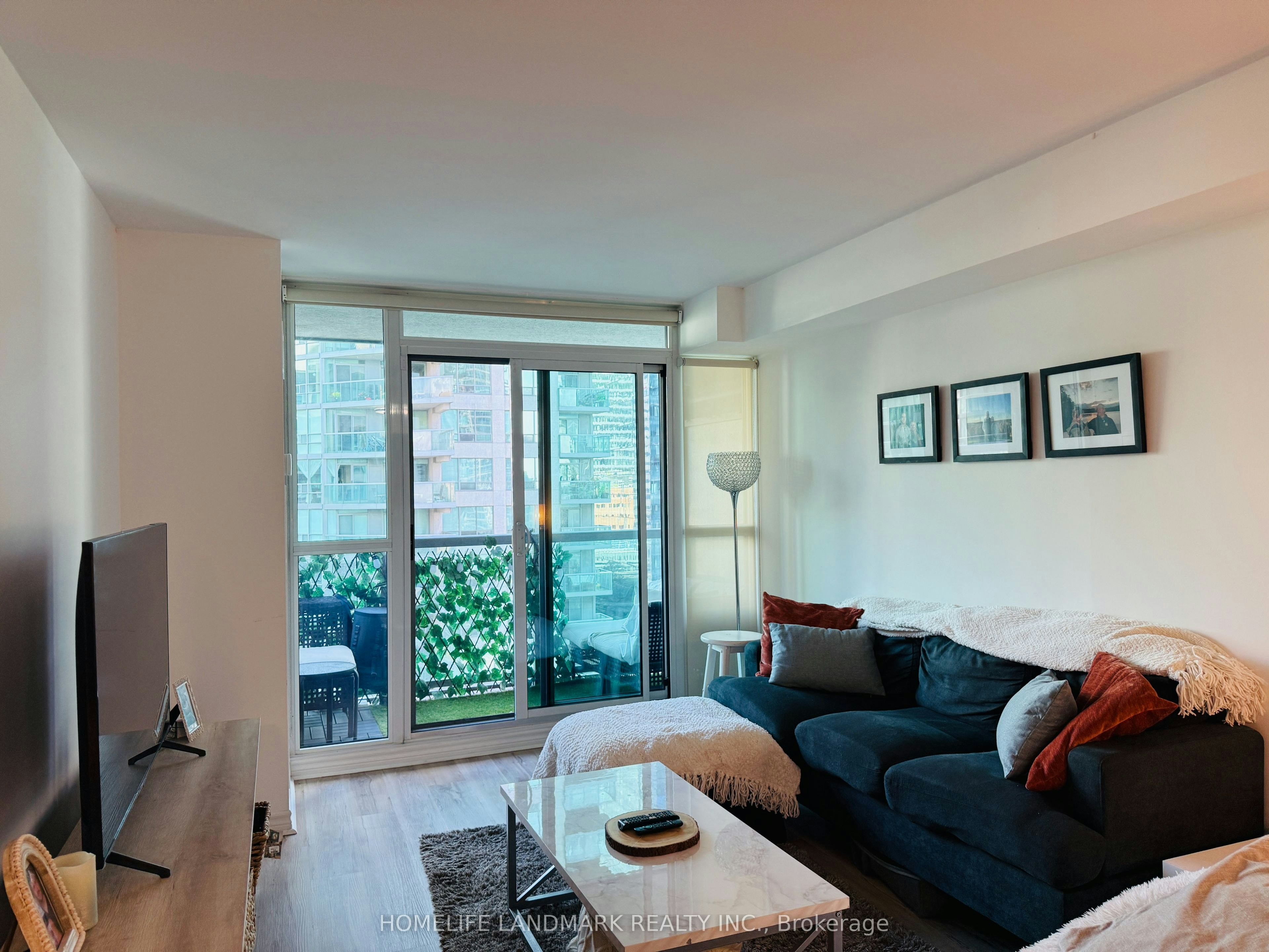 1603-19 Grand Trunk Crescent, Toronto, ON, M5J 3A3 - 11