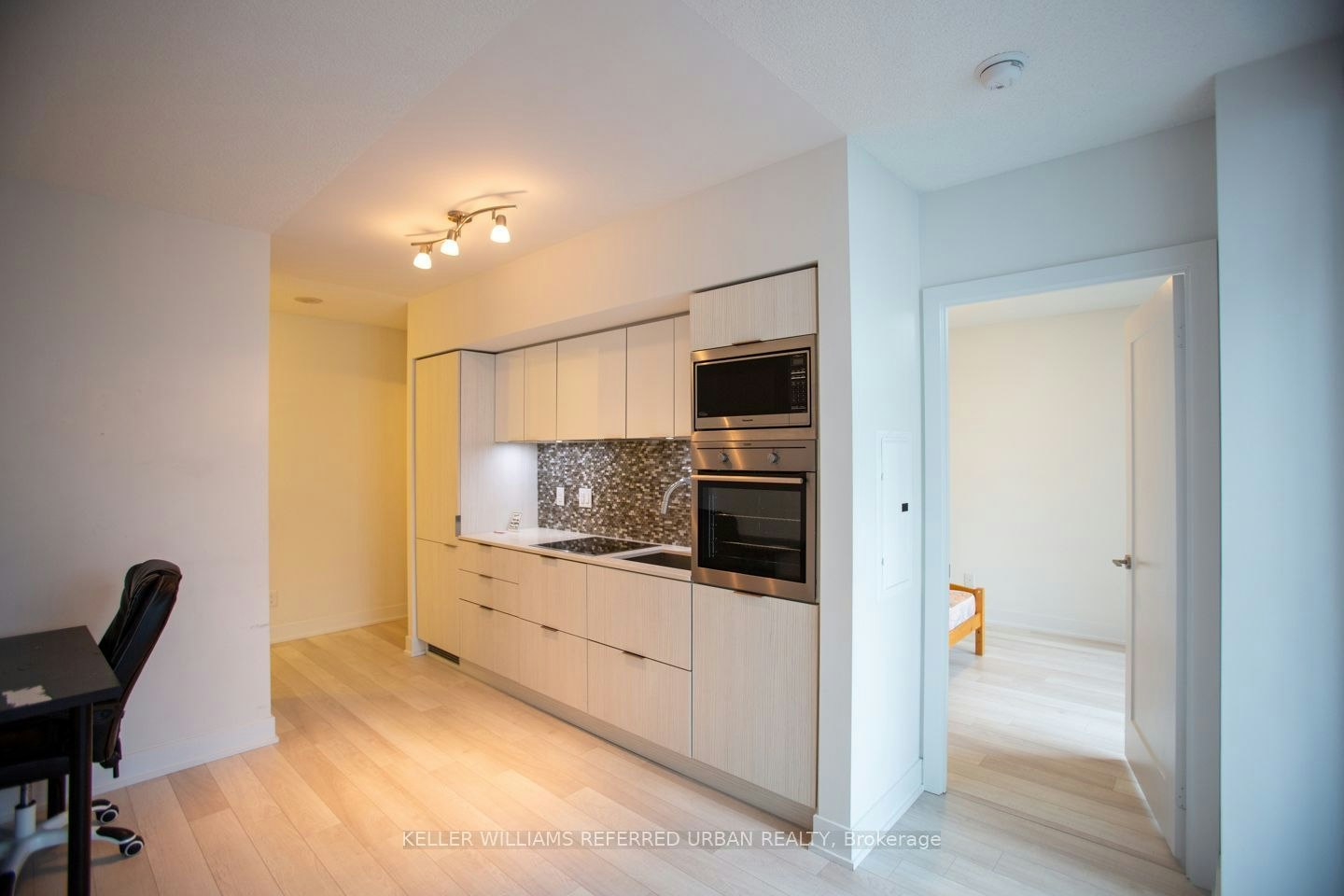 908-318 Richmond Street W, Toronto, ON, M5V 1X2 - 8