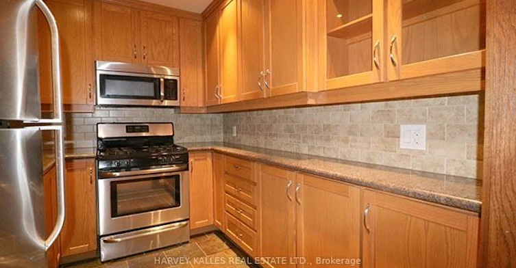 14-510 Jarvis Street, Toronto, ON, M4Y 2H6 - 4