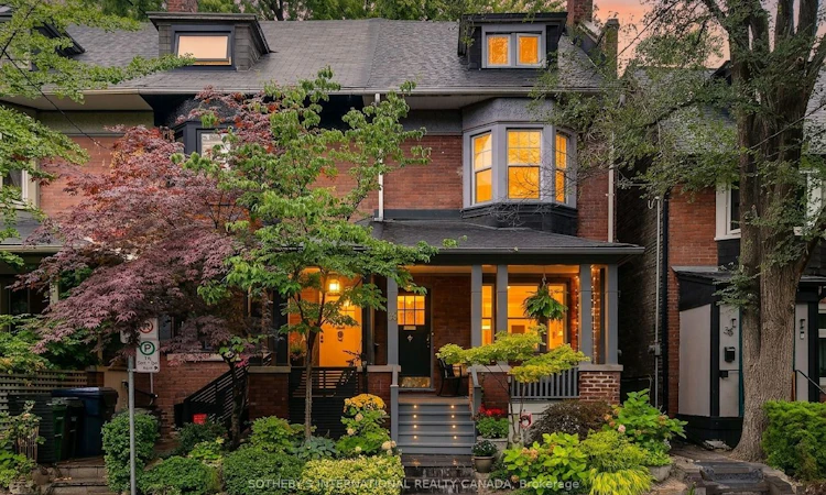 36 Aberdeen Avenue