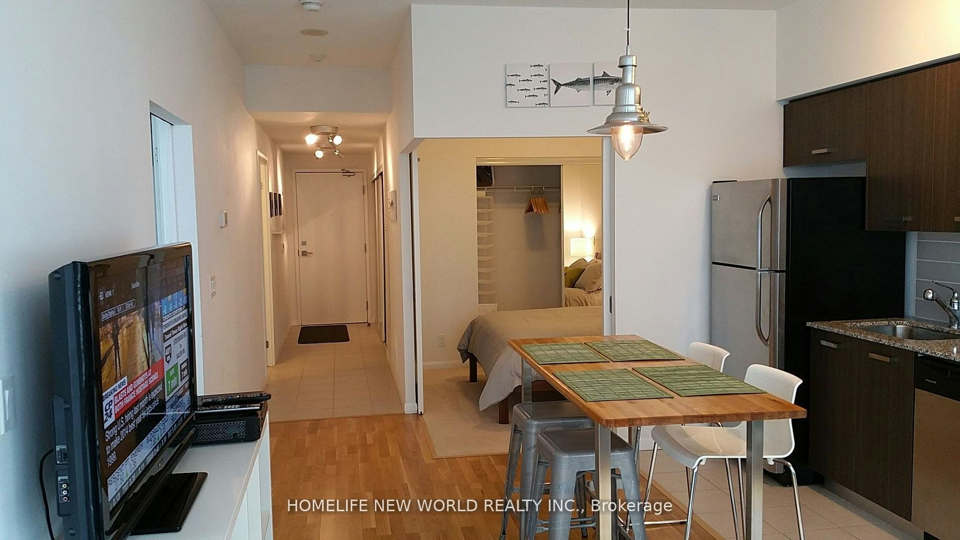 1302-832 Bay Street, Toronto, ON, M5S 1Z6 - 10