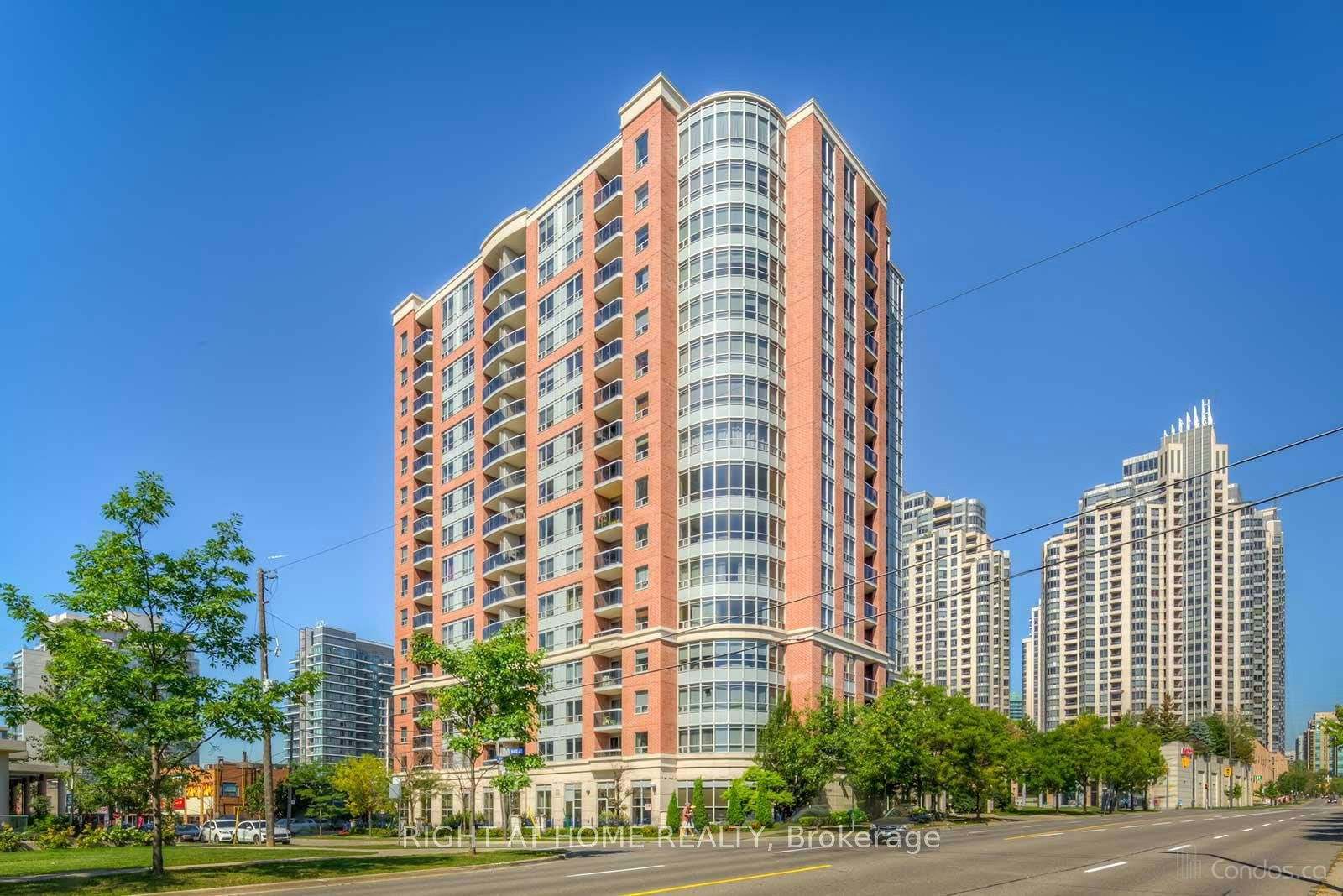 1306-8 Mckee Avenue, Toronto, ON, M2N 7E5