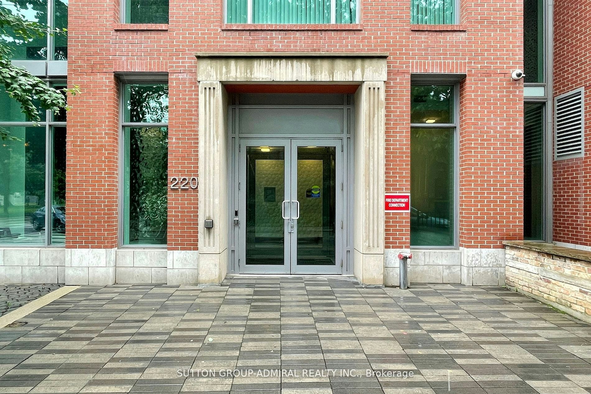 304-220 George Street, Toronto, ON, M5A 2N1