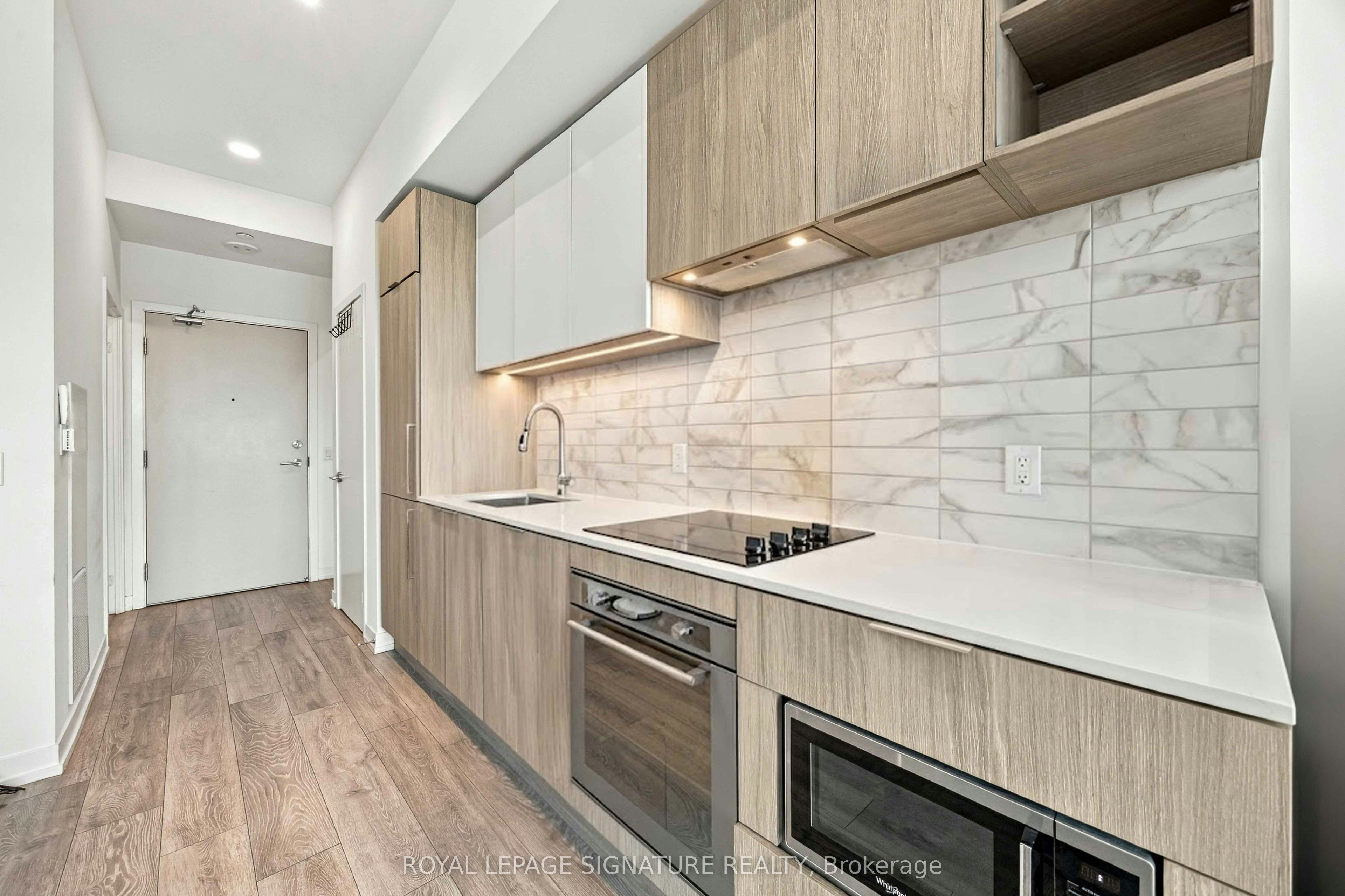 817-2020 Bathurst Street, Toronto, ON, M5P 0A6 - 2