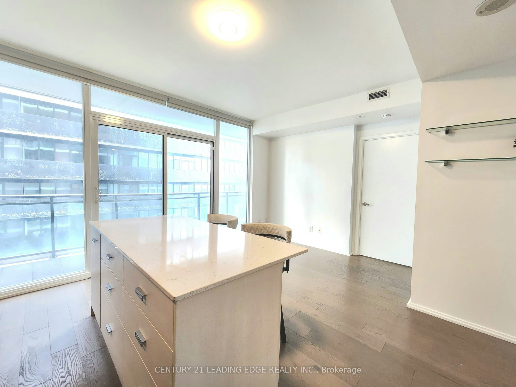 4511-45 Charles Street E, Toronto, ON, M4Y 0B8 - 2