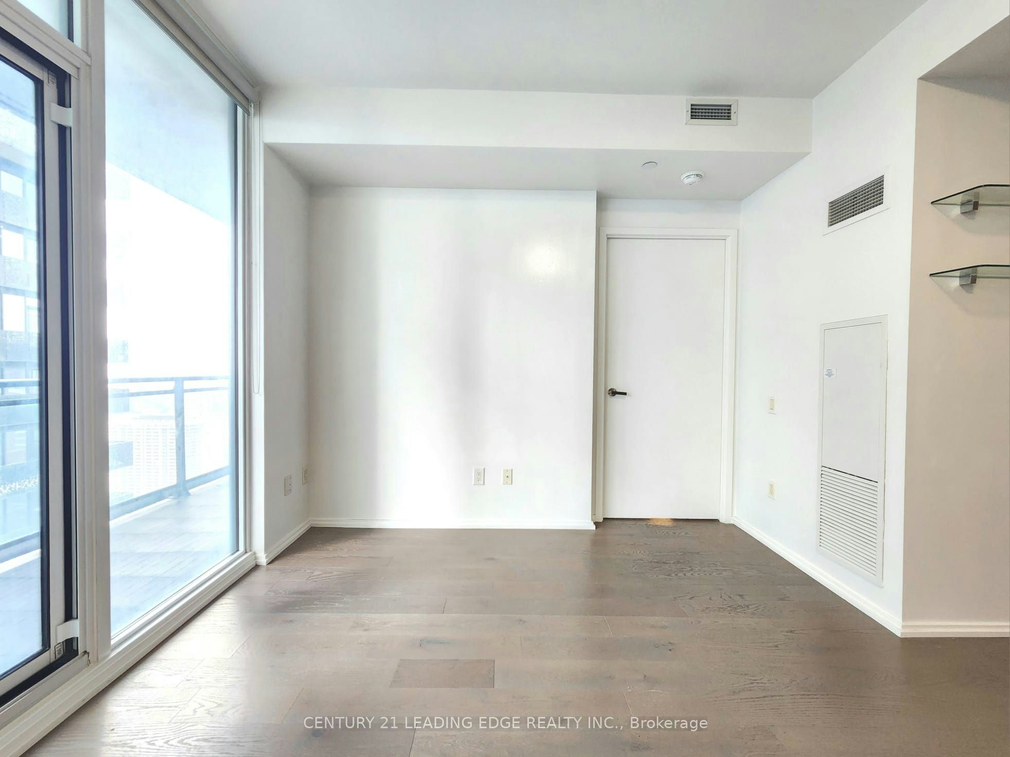 4511-45 Charles Street E, Toronto, ON, M4Y 0B8 - 4