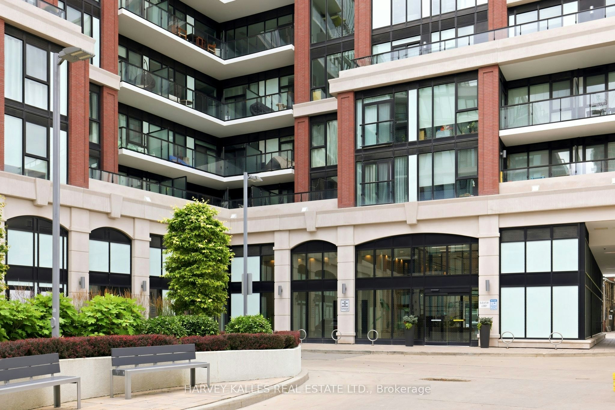 PH6-1 Belsize Drive, Toronto, ON, M4S 0B9