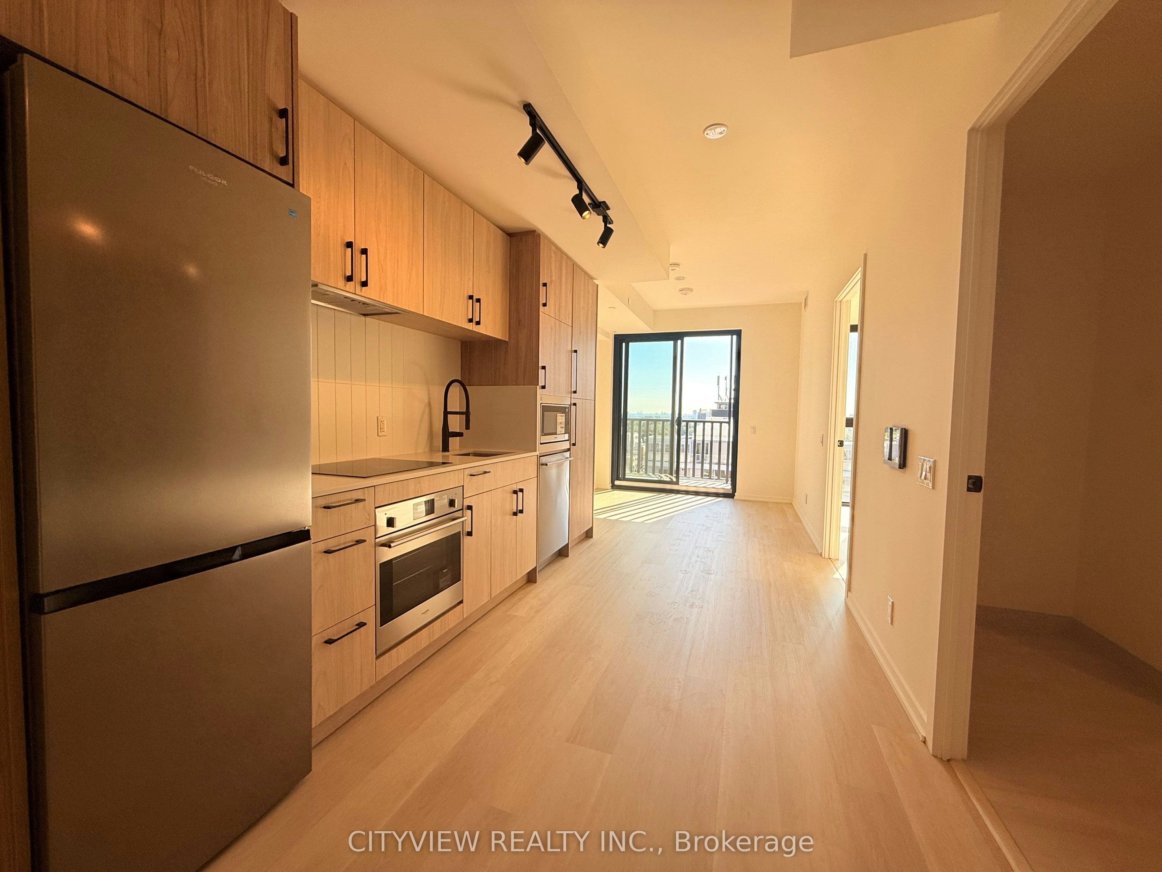 1105-109 Erskine Avenue, Toronto, ON, M4P 0G8 - 3