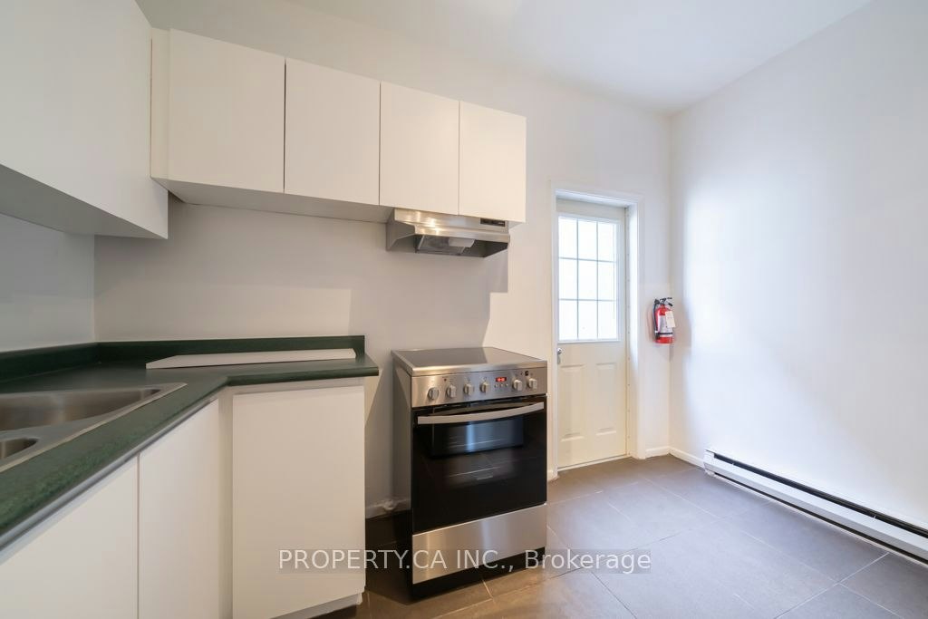 2-3-281 Augusta Avenue, Toronto, ON, M5T 2L7 - 5
