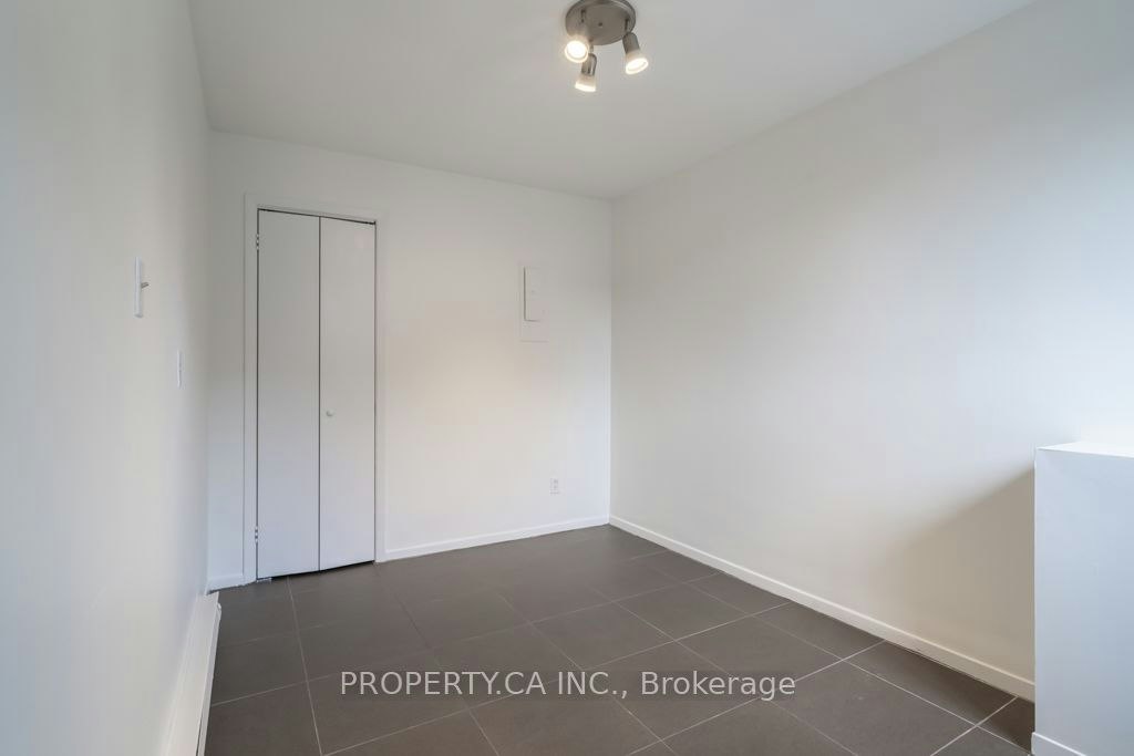 2-3-281 Augusta Avenue, Toronto, ON, M5T 2L7 - 7