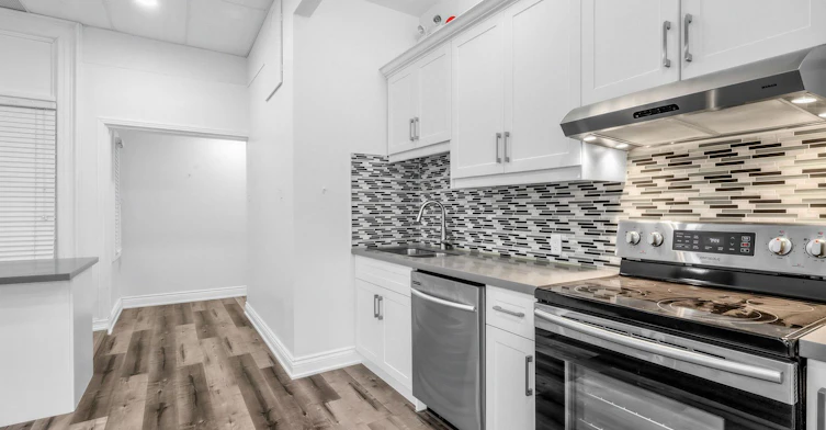 Main-212 Carlton Street, Toronto, ON, M5A 2L1 - 7