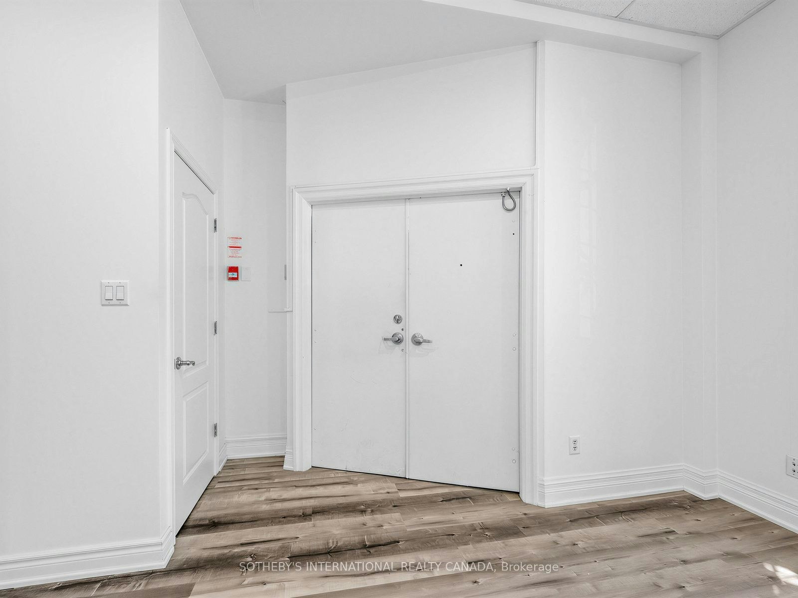 Main-212 Carlton Street, Toronto, ON, M5A 2L1 - 21