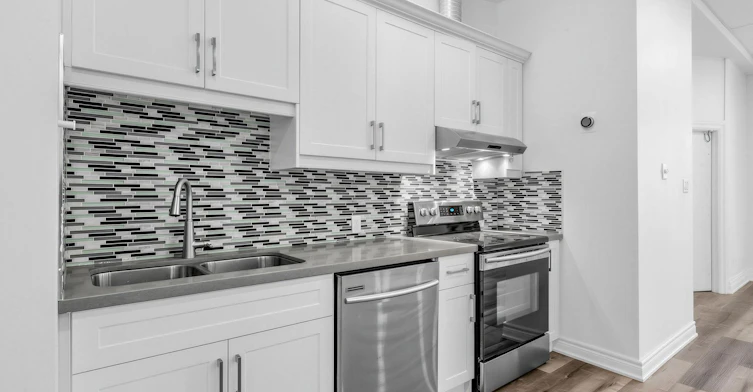 Main-212 Carlton Street, Toronto, ON, M5A 2L1 - 6