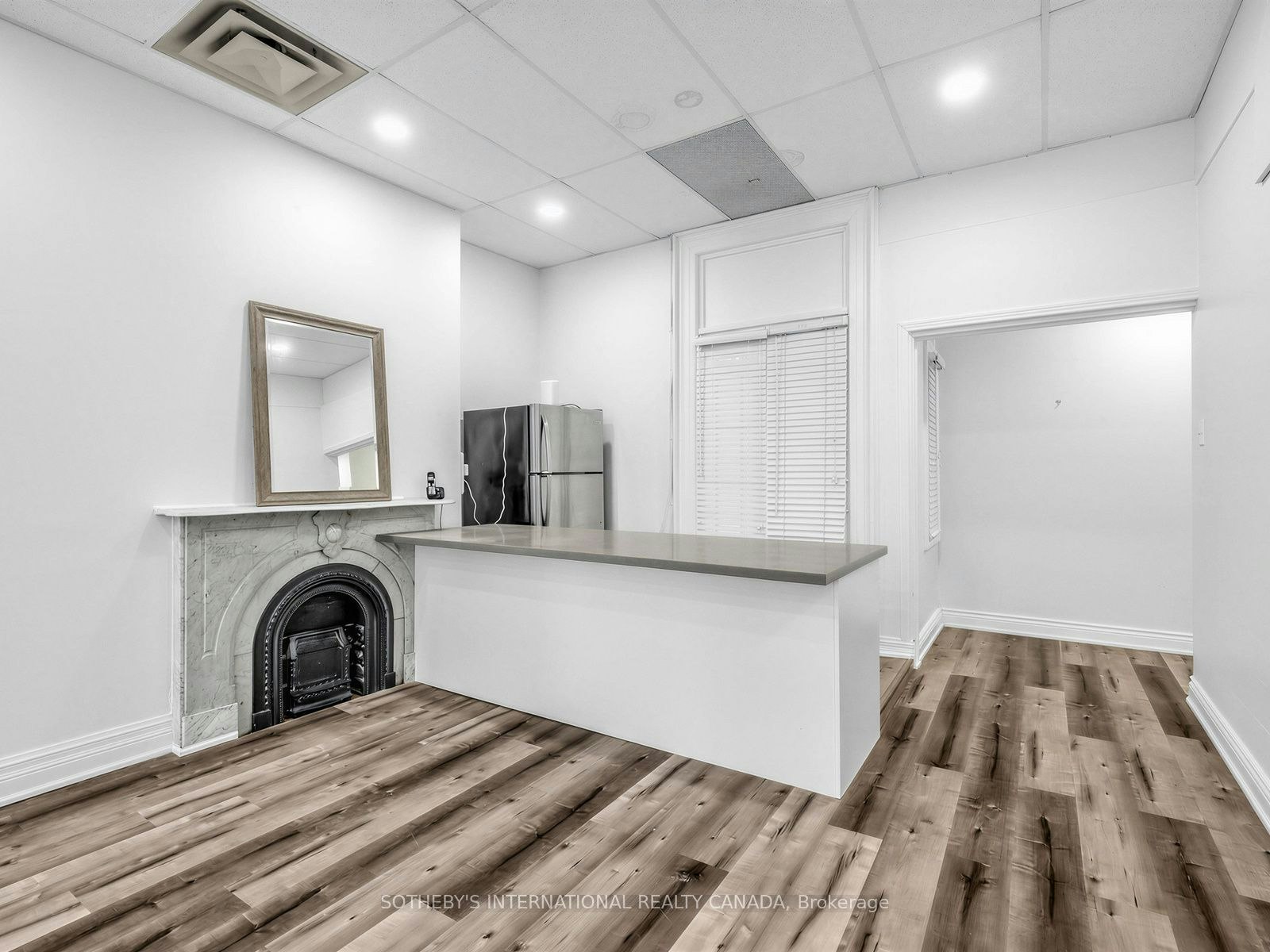 Main-212 Carlton Street, Toronto, ON, M5A 2L1 - 4