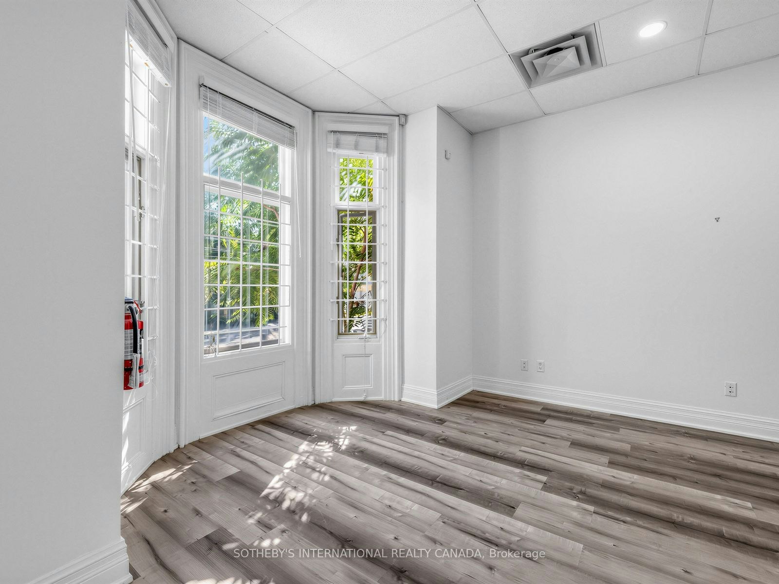 Main-212 Carlton Street, Toronto, ON, M5A 2L1 - 14