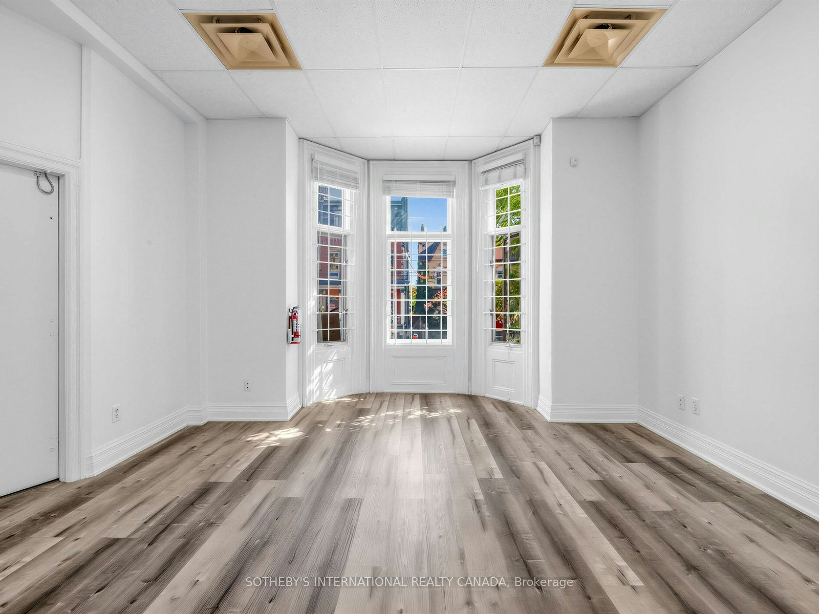 Main-212 Carlton Street, Toronto, ON, M5A 2L1 - 12