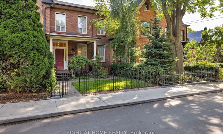 239 Seaton Street