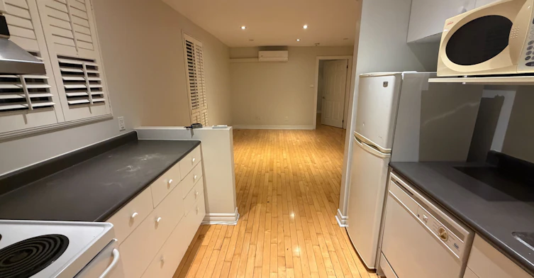 3-25 Dupont Street, Toronto, ON, M5R 1V3 - 4